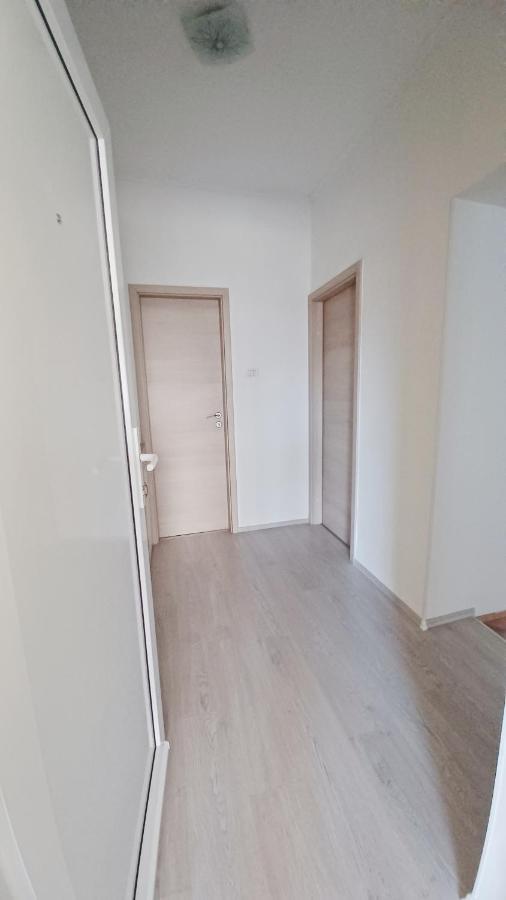 Ferienwohnung Apartman Dora Pula Exterior foto