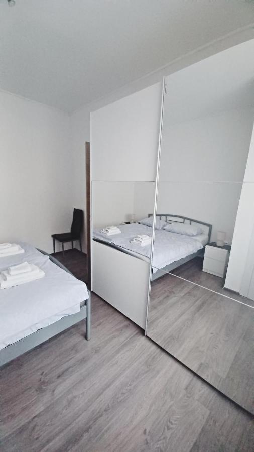 Ferienwohnung Apartman Dora Pula Exterior foto