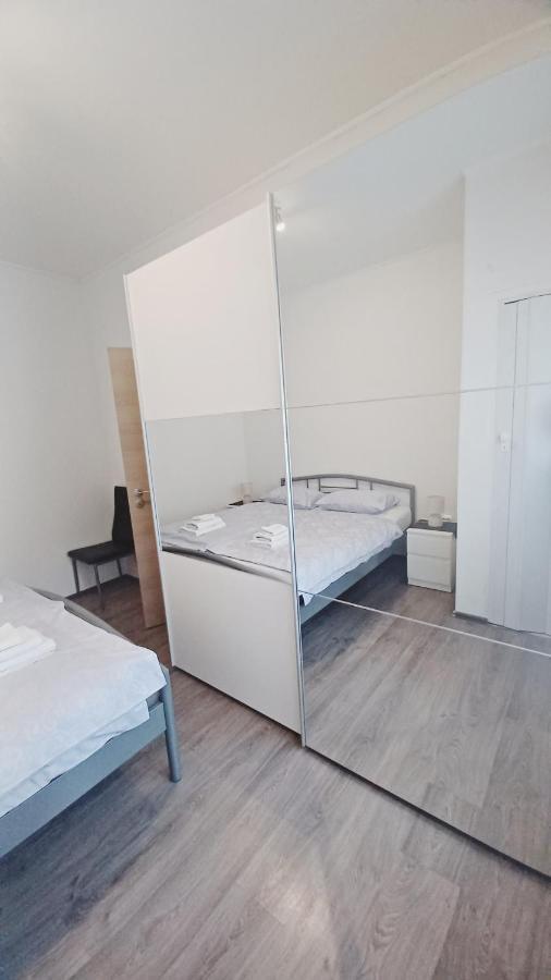 Ferienwohnung Apartman Dora Pula Exterior foto